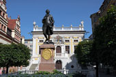 Alte Handelsb&ouml;rse & Goethe-Denkmal